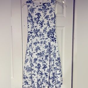 Women’s Tommy Hilfiger Dress in White and Blue Floral Print